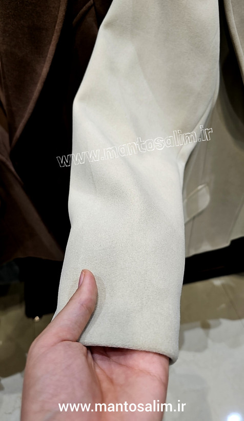 جزئیات دوخت و جیب پالتو کتی ماهوت زنانه